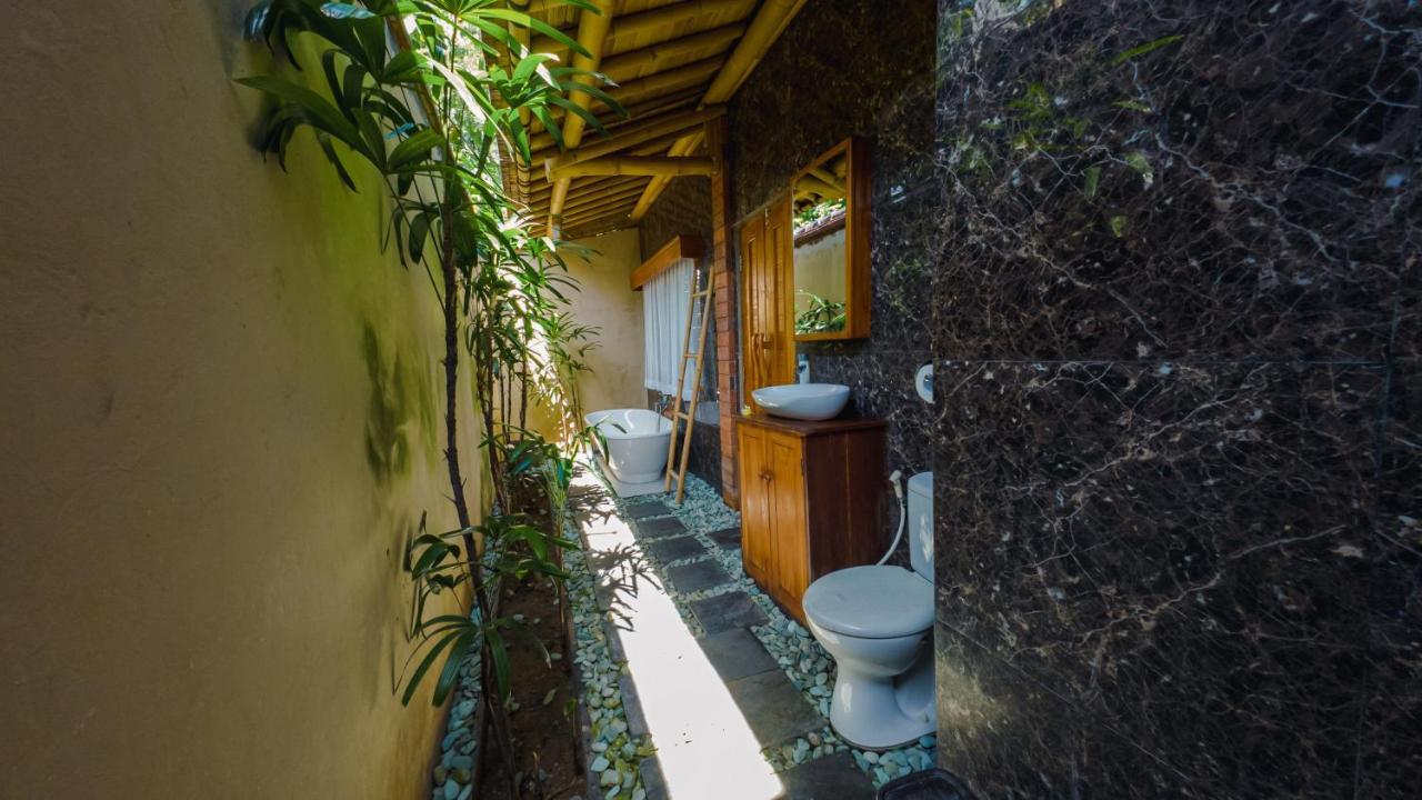 Hotel Odiyana Bali Retreat à Banyuwedang Extérieur photo